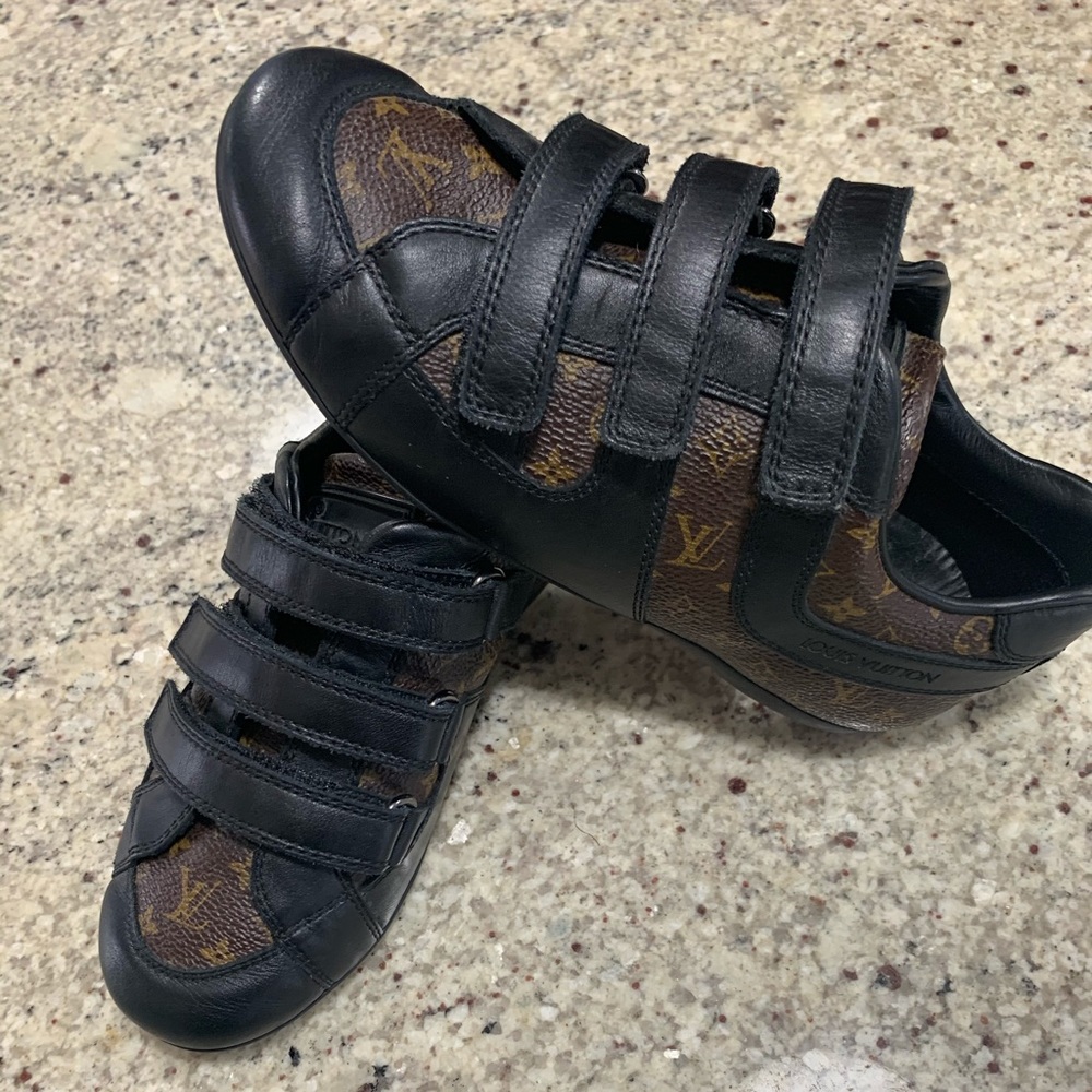 Kids Louis Vuitton sneakers